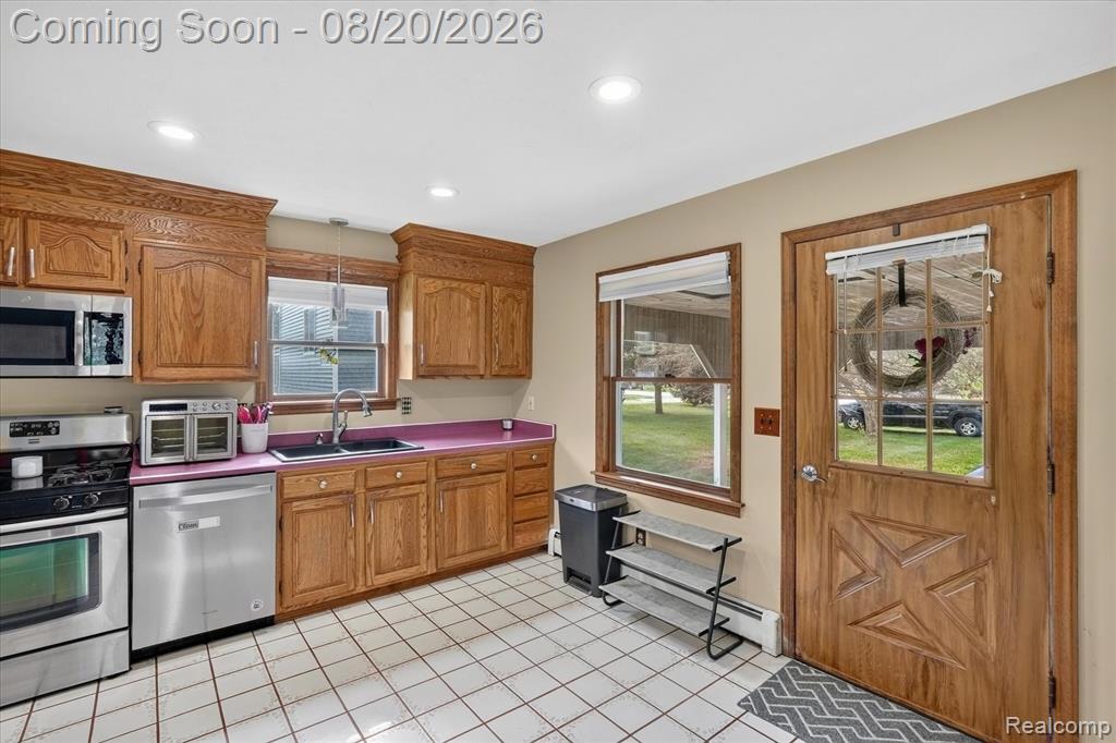 5219 East Carpenter Road Flint, MI 48506 - Photo 12 of 36 Gallery Image 12