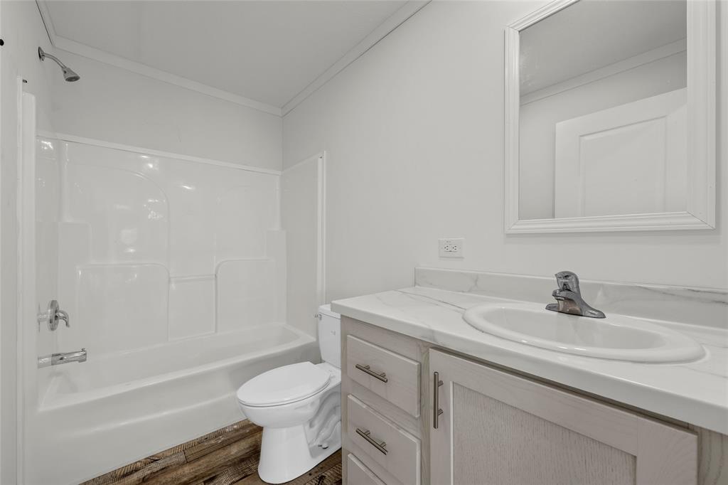 4405 Rocking K Drive Bellmead, TX 76705 - Photo 10 of 16 Gallery Image 10