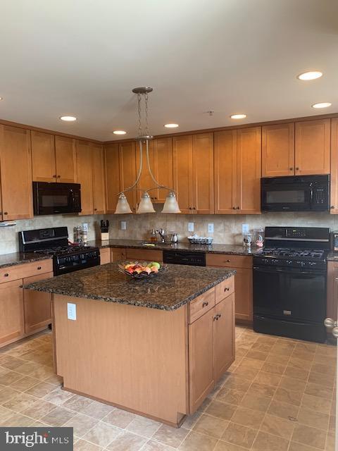 3617 Bancroft Road Baltimore, MD 21215 - Photo 5 of 18 Kitchen 1