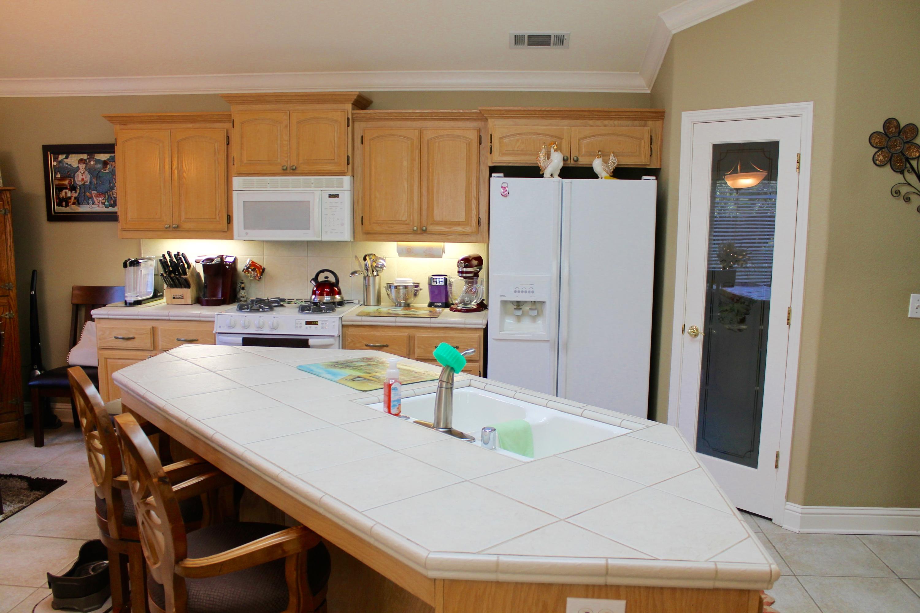4890 Rising River Court Redding, CA 96002 - Photo 14 of 51 IMG_0967