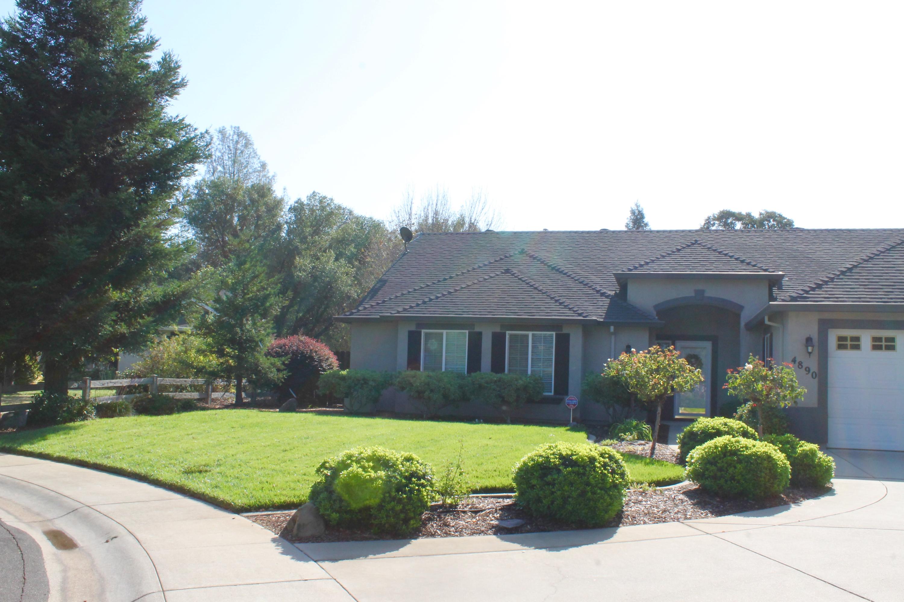 4890 Rising River Court Redding, CA 96002 - Photo 5 of 51 IMG_0933