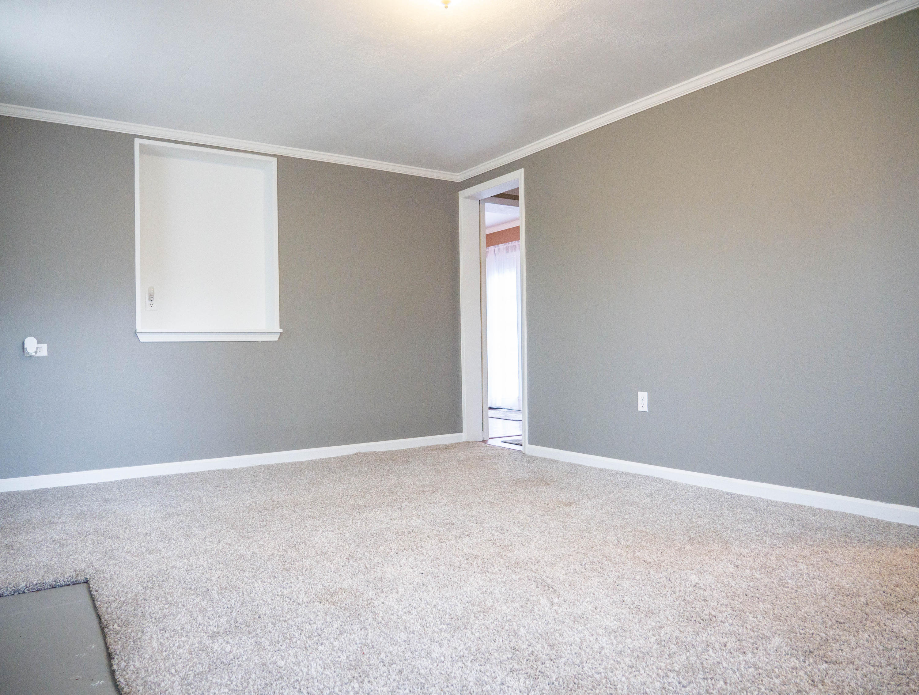 221 Oak Road Norris, TN 37828 - Photo 4 of 21 P1060202