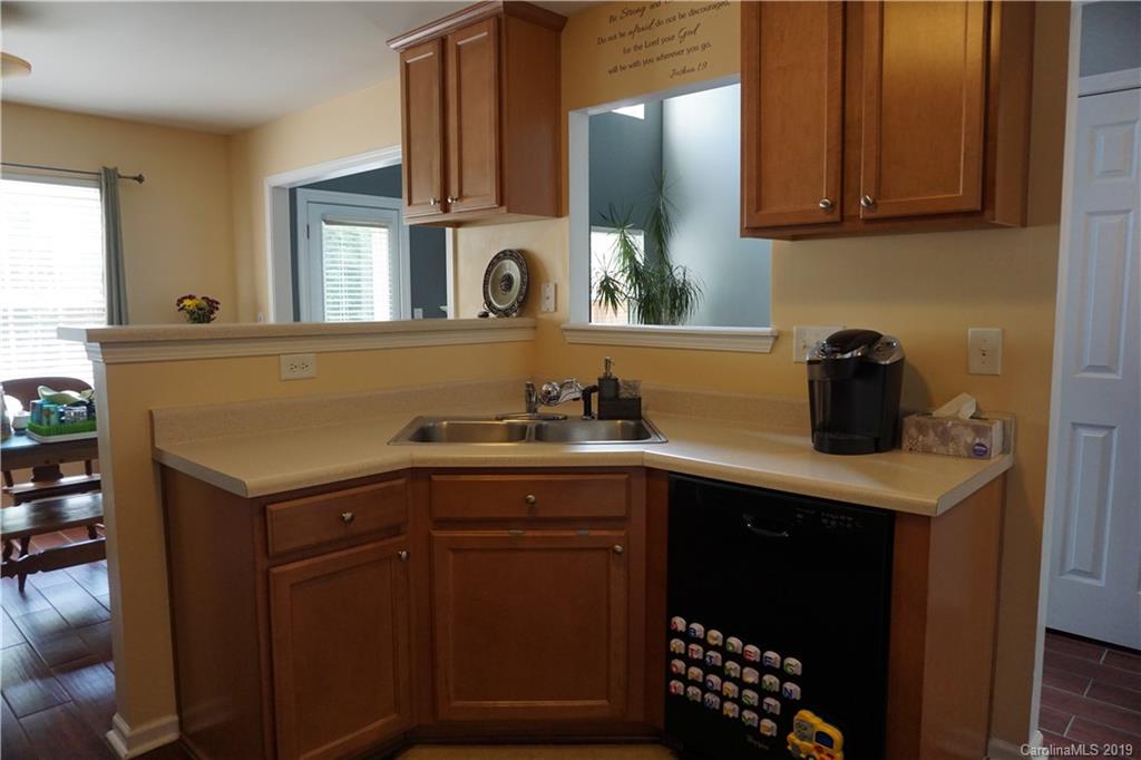 1611 Flagsworth Road, Unit 240 Clover, SC 29710 - Photo 28 of 33 Gallery Image 28