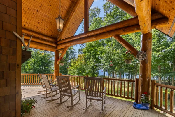 $1,450,000 | 15382 Maxey Road, Arcadia, MI 49613