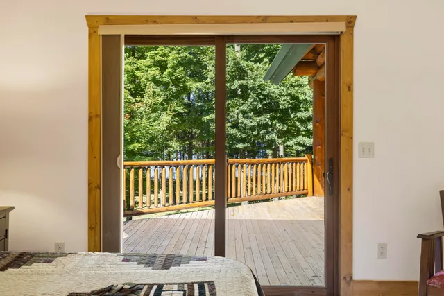 $1,500,000 | 15382 Maxey Road, Arcadia, MI 49613