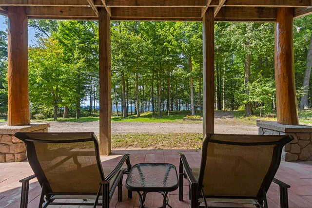 $1,500,000 | 15382 Maxey Road, Arcadia, MI 49613