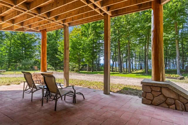 $1,500,000 | 15382 Maxey Road, Arcadia, MI 49613