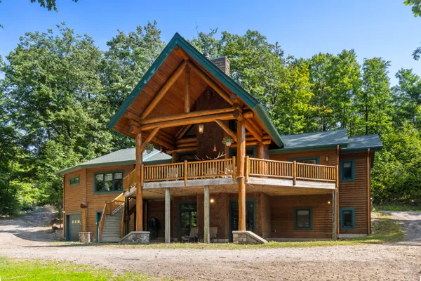 $1,450,000 | 15382 Maxey Road, Arcadia, MI 49613
