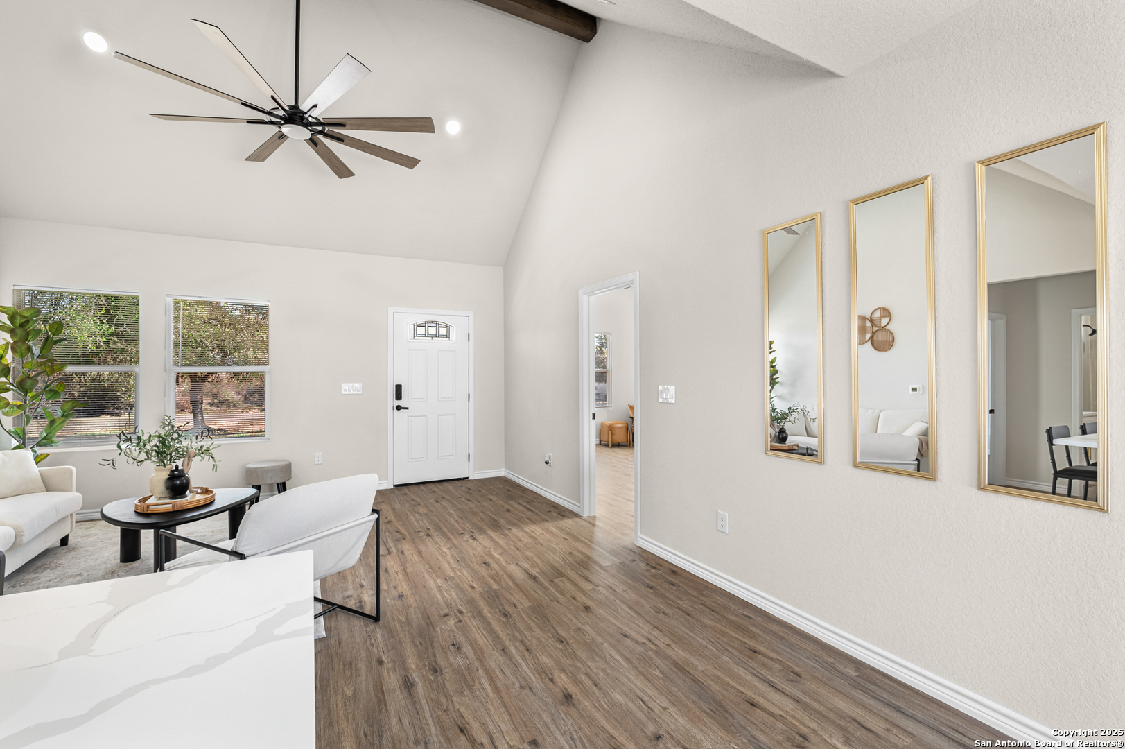 732 County Road 6846 Lytle, TX 78052 - Photo 8 of 38