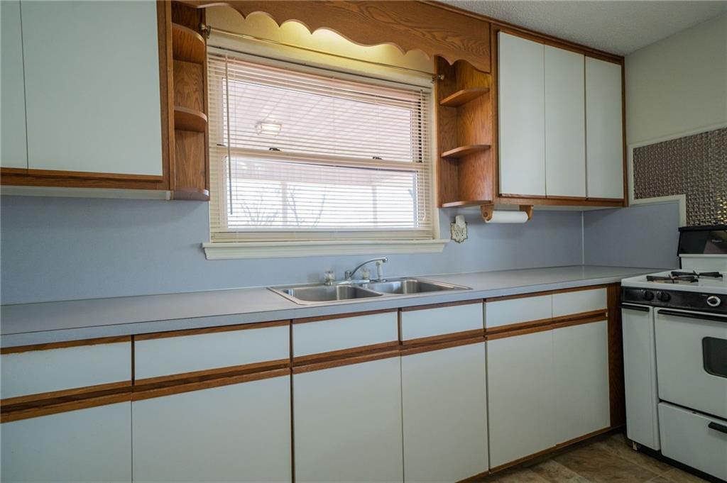 1203 Robinwood Road Newton, NC 28658 - Photo 12 of 24 Gallery Image 12
