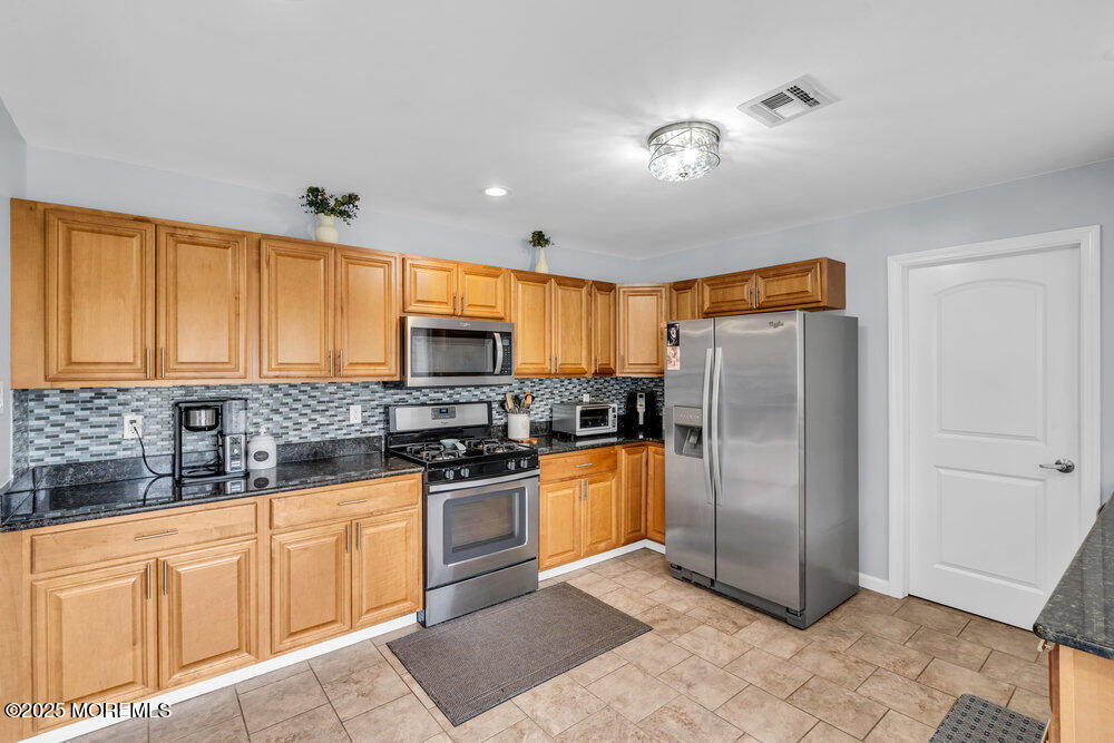 18 Quail Run Brick, NJ 08723 - Photo 14 of 37 dsc05439_96