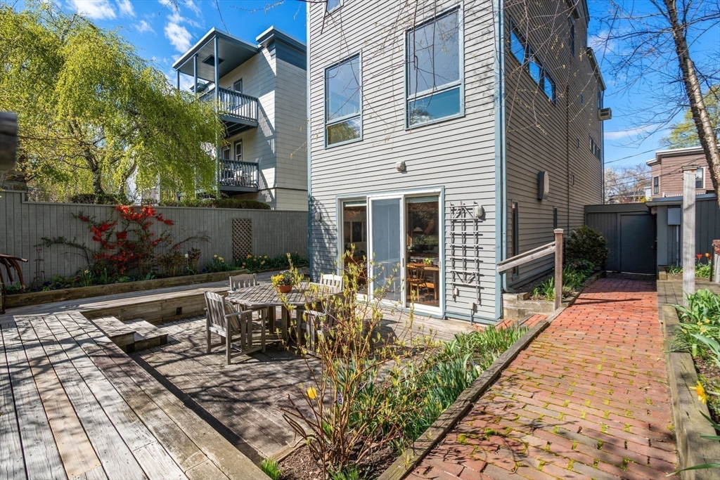 34 Tierney Street Cambridge, MA 02138 - Photo 26 of 33