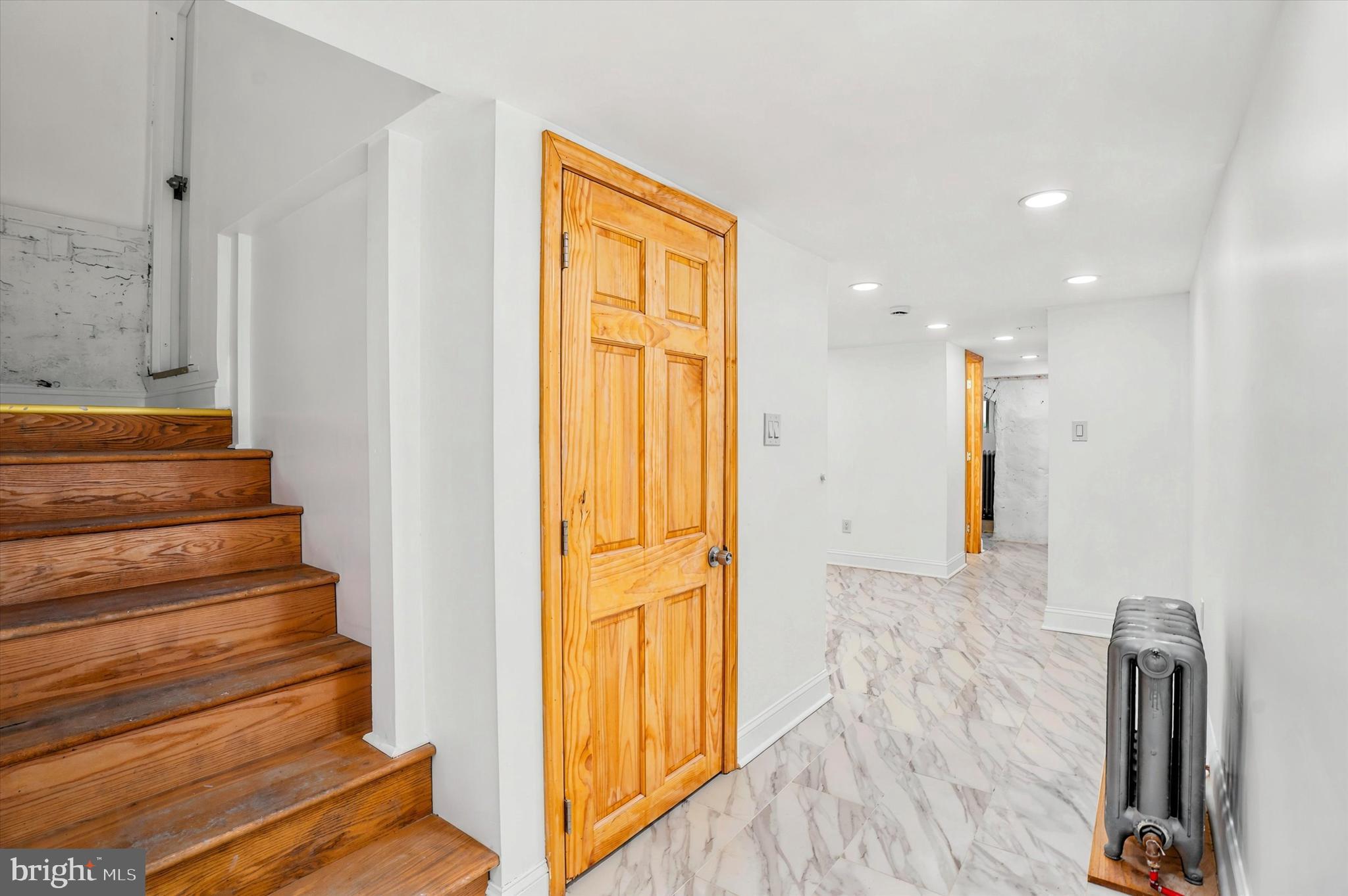 149 West Sharpnack Street Philadelphia, PA 19119 - Photo 32 of 45