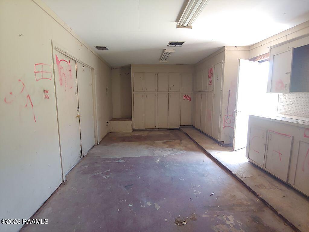 4412 Freetown Road New Iberia, LA 70560 - Photo 22 of 24 22 Room