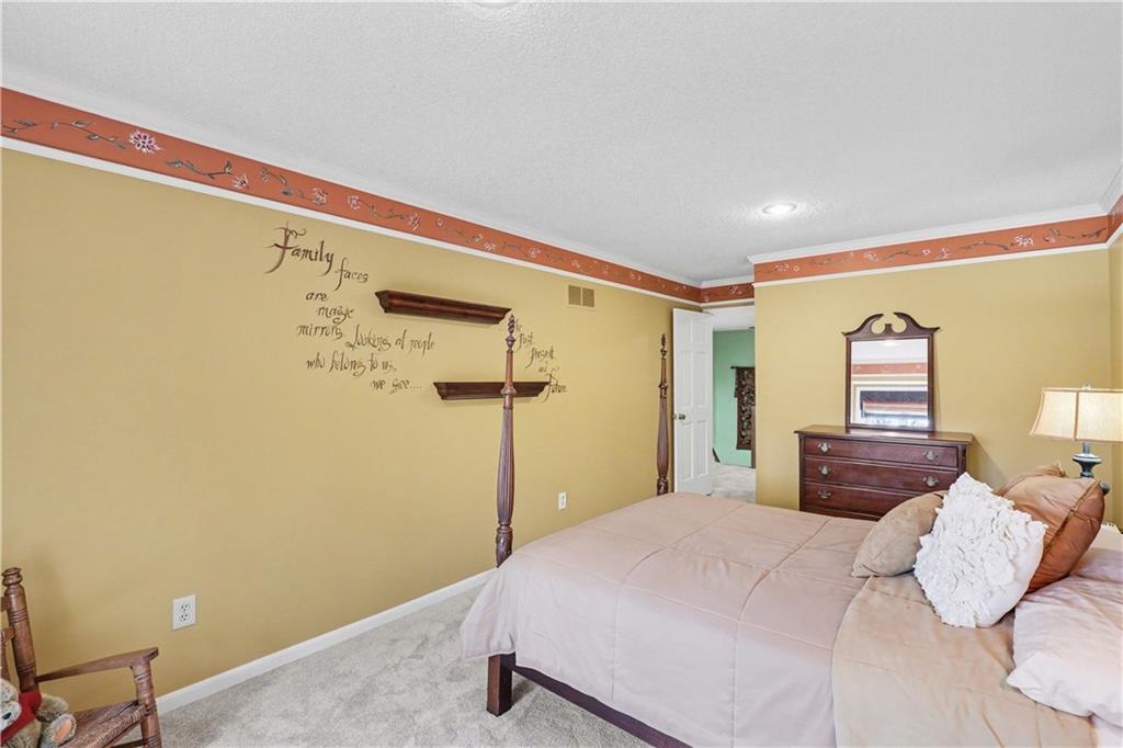 4404 Southwest Hickory Lane Blue Springs, MO 64015 - Photo 35 of 46