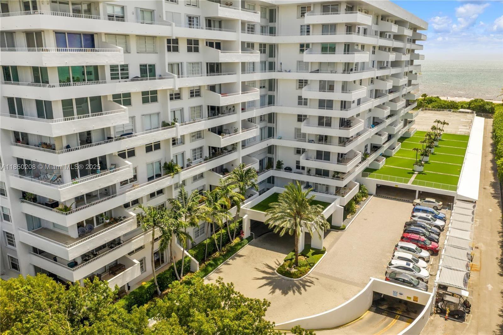 199 Ocean Ln Drive, Unit 901 Key Biscayne, FL 33149 - Photo 31 of 31 a view of a building