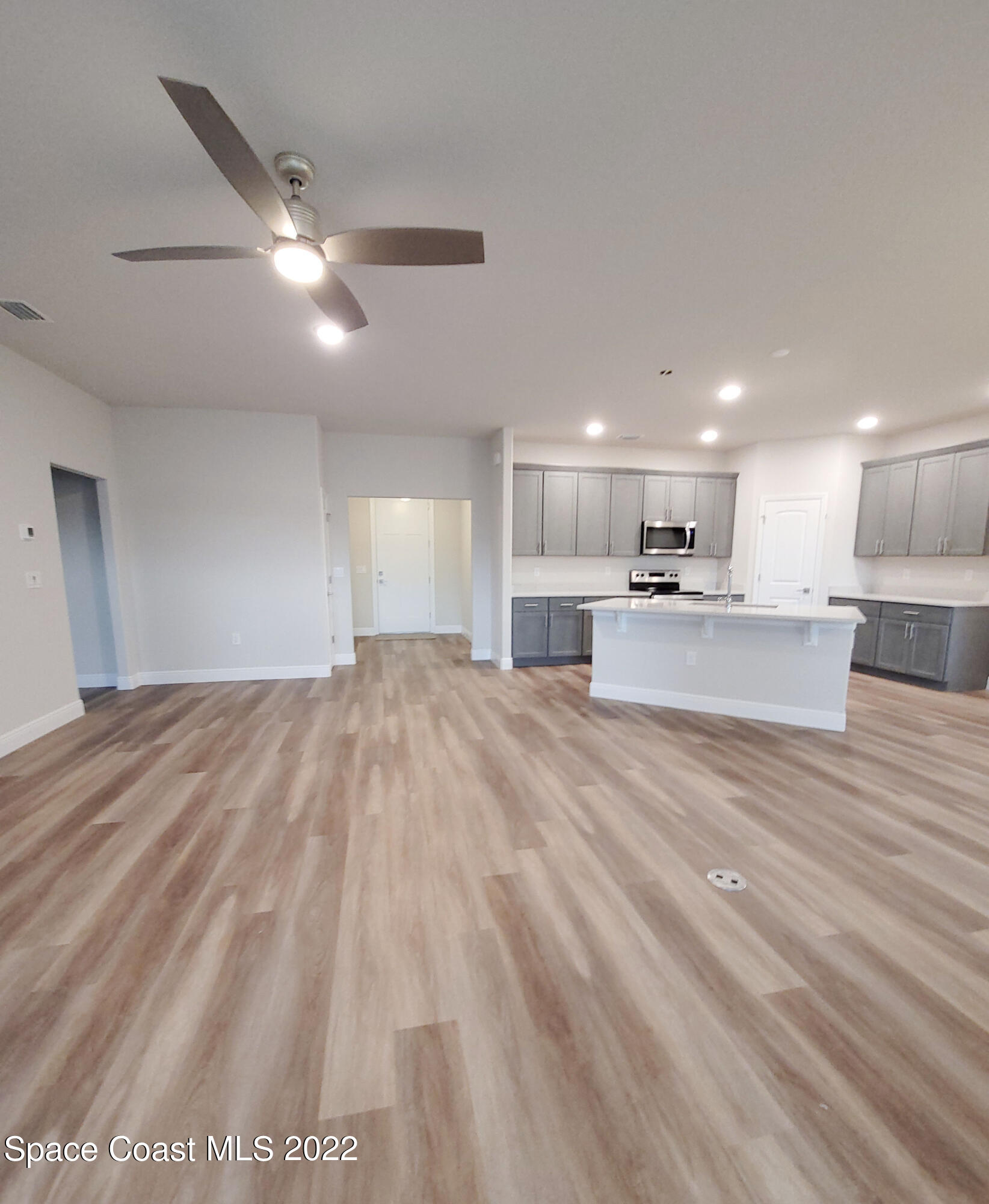 736 Doverbrook Road Northwest Palm Bay, FL 32907 - Photo 6 of 17 Great Room