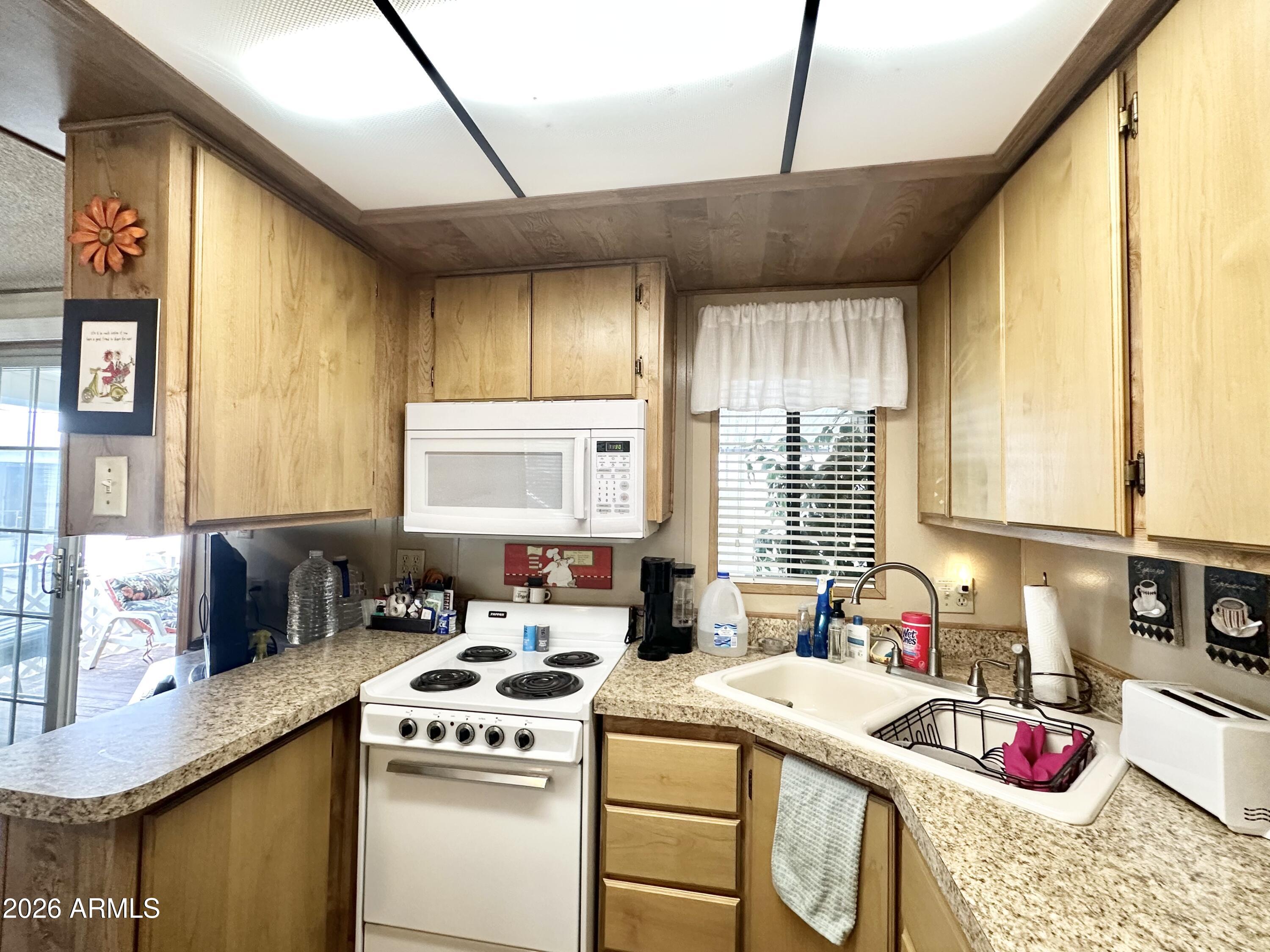 1015 South Prospectors Road Apache Junction, AZ 85119 - Photo 27 of 63 STORAGE GALORE