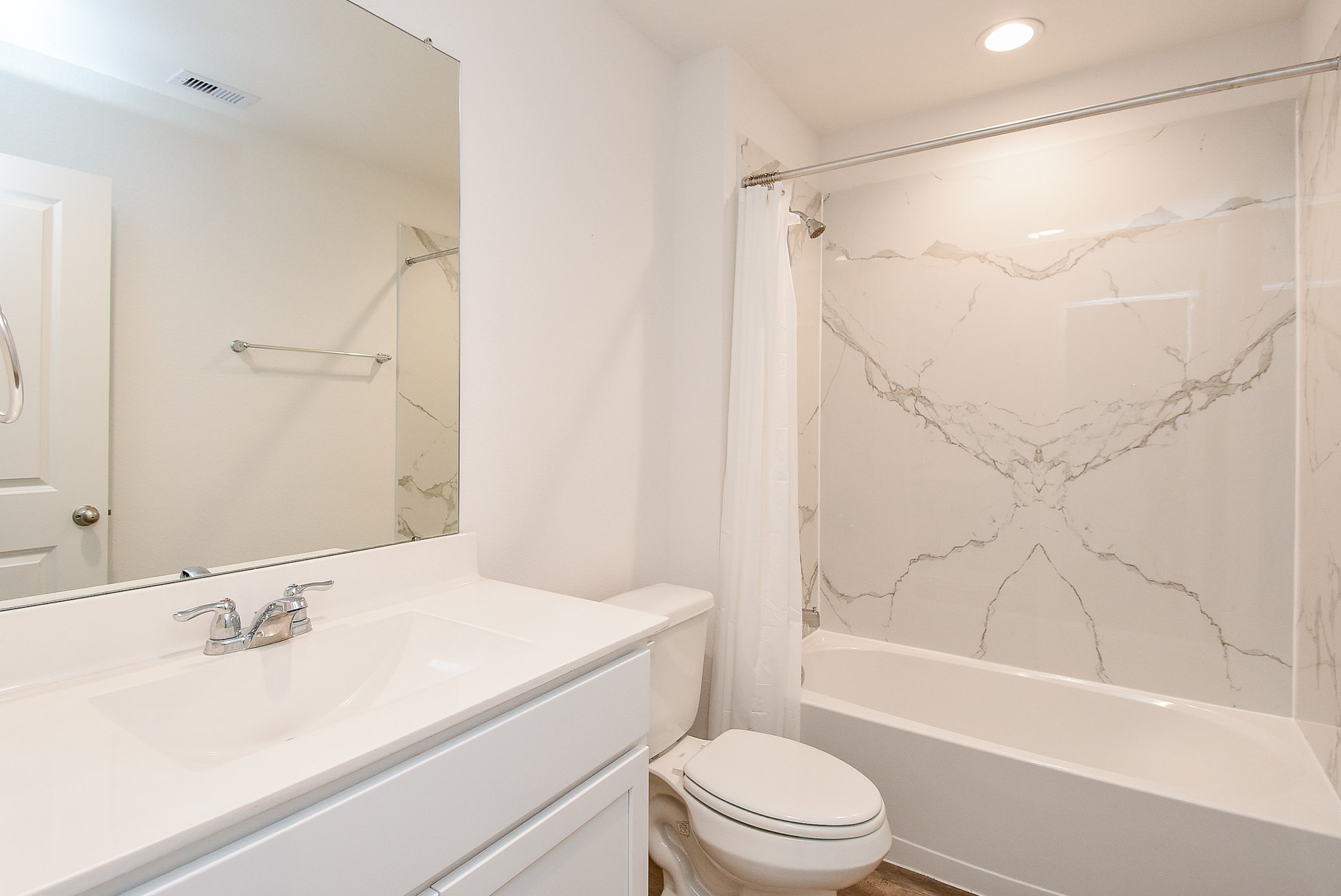 2827 Bur Lndg Lane Rosenberg, TX 77469 - Photo 10 of 20 a bathroom with a sink toilet and shower