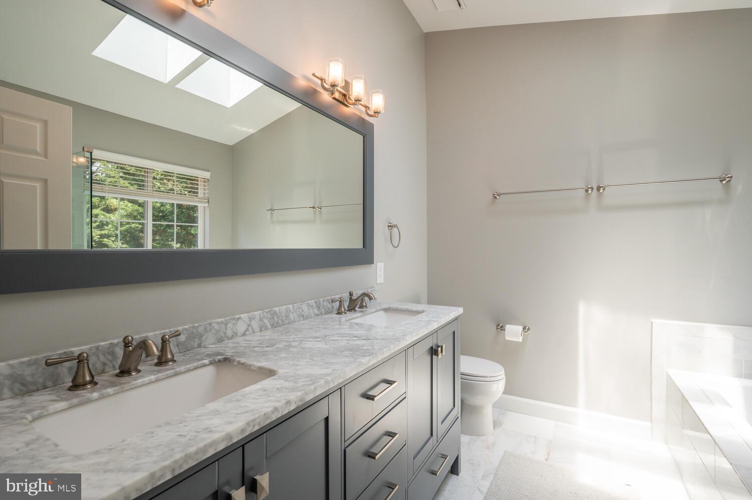 2801 Roesh Way Vienna, VA 22181 - Photo 17 of 32 Completely Remodeled Primary Bath with Marble Flrs