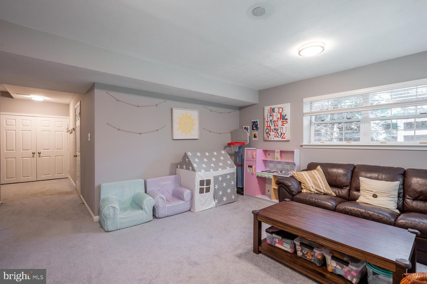 2801 Roesh Way Vienna, VA 22181 - Photo 26 of 32 Large Light and Bright Recreation Room