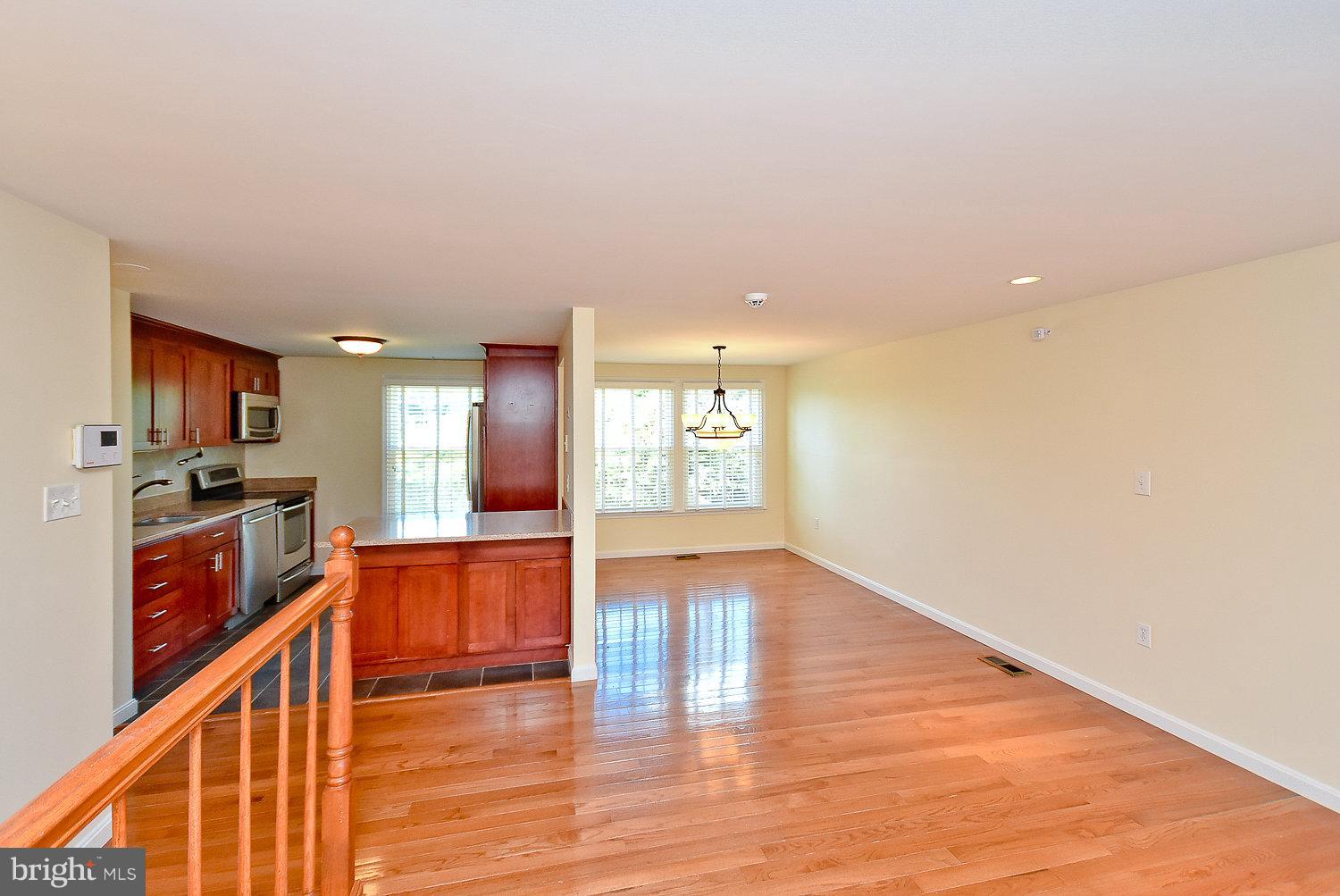 3728 Stonesboro Road Fort Washington, MD 20744 - Photo 6 of 26 Interior (General)