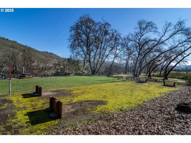 $129,900 | 152 Jacob Hale Way, Roseburg, OR 97471