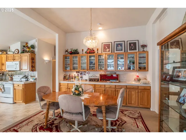 a view of a dining room and livingroom view