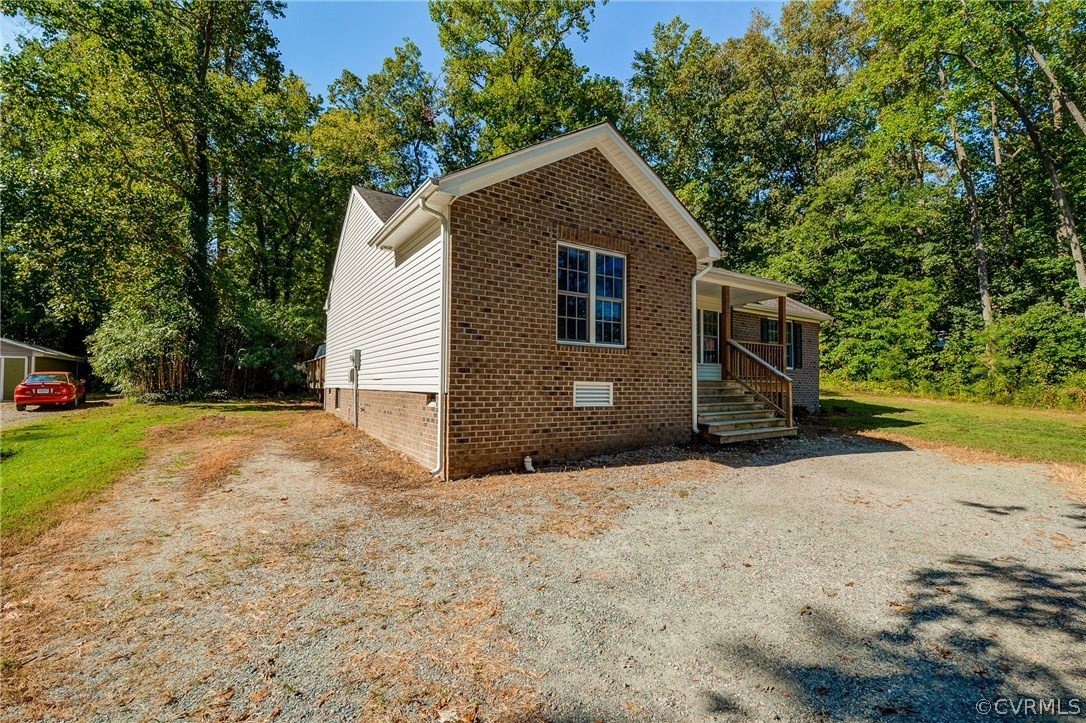 2837 Dundas Road Richmond, VA 23237 - Photo 2 of 25 Gallery Image 2