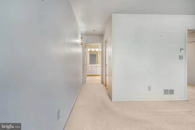 $1,800 | 5213 Le Parc Drive, Unit 4, Wilmington, DE 19809