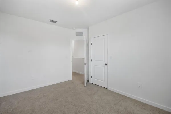 $4,300 | 713 Southeast 15th Avenue, Homestead, FL 33033