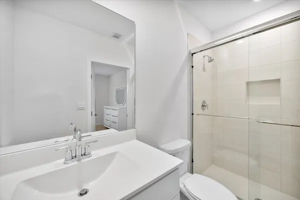 $4,300 | 713 Southeast 15th Avenue, Homestead, FL 33033