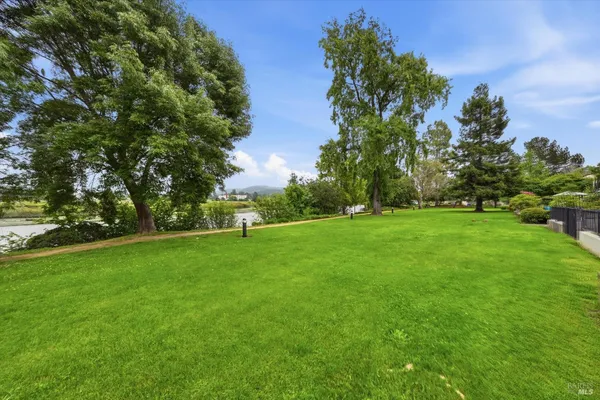 $695,000 | 910 Marina Drive, Napa, CA 94559