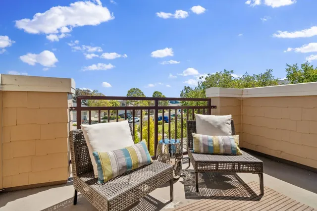 $1,668,000 | 165 Golden Eagle Lane, Brisbane, CA 94005