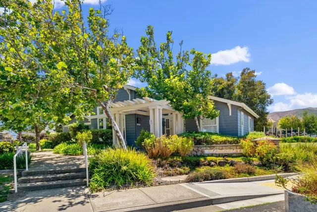 $1,668,000 | 165 Golden Eagle Lane, Brisbane, CA 94005