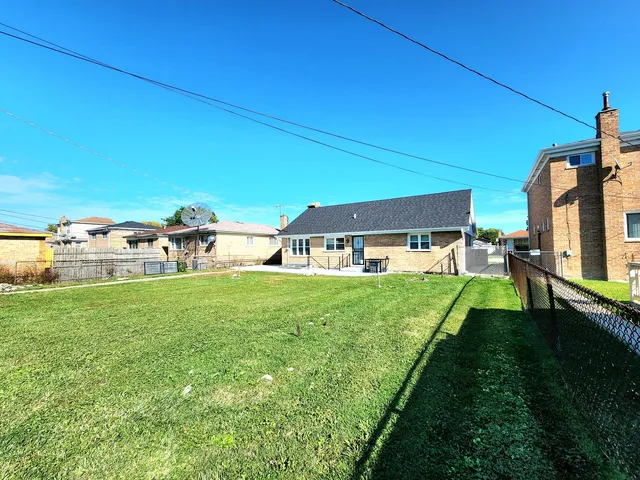 $199,999 | 9720 South Princeton Avenue, Chicago, IL 60628