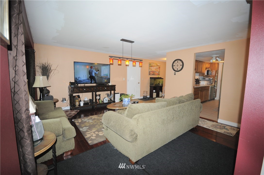 4397 Southeast Horstman Road Port Orchard, WA 98366 - Photo 2 of 21 Gallery Image 2