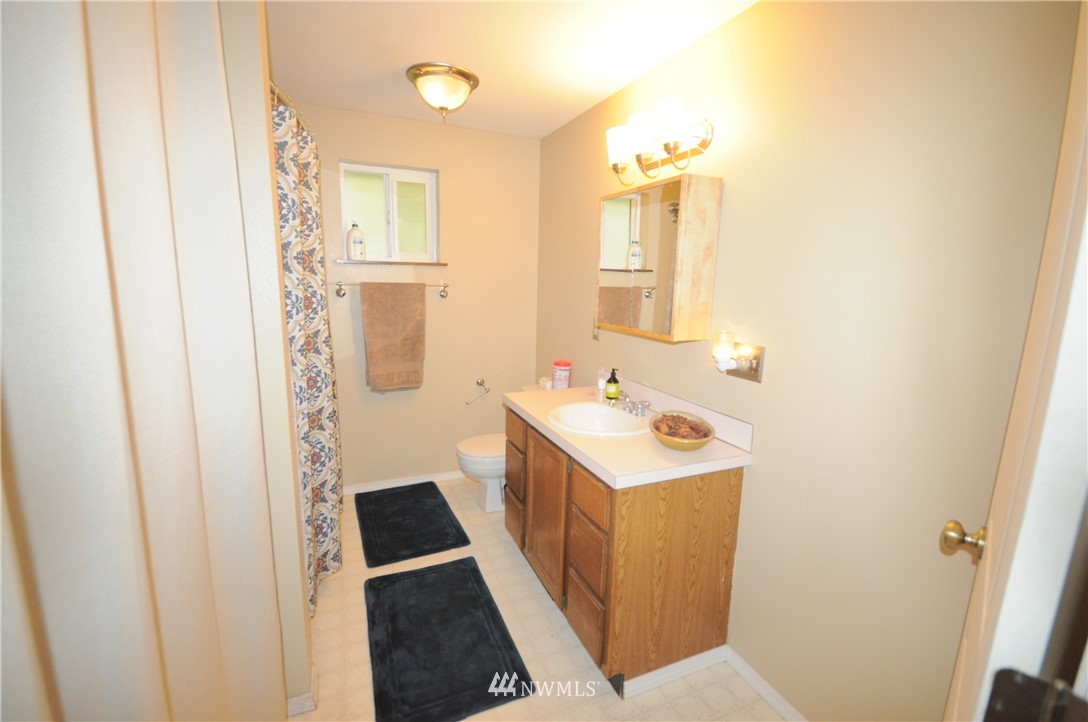4397 Southeast Horstman Road Port Orchard, WA 98366 - Photo 14 of 21 Gallery Image 14