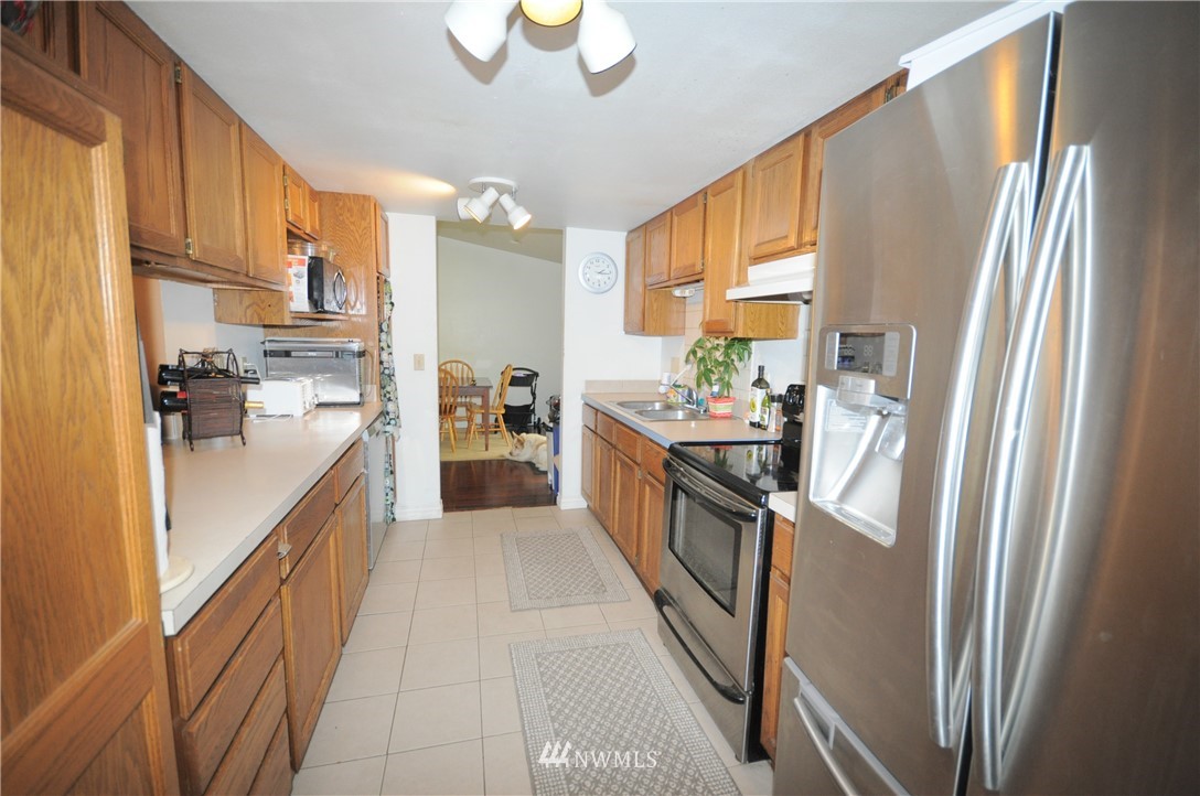 4397 Southeast Horstman Road Port Orchard, WA 98366 - Photo 4 of 21 Gallery Image 4