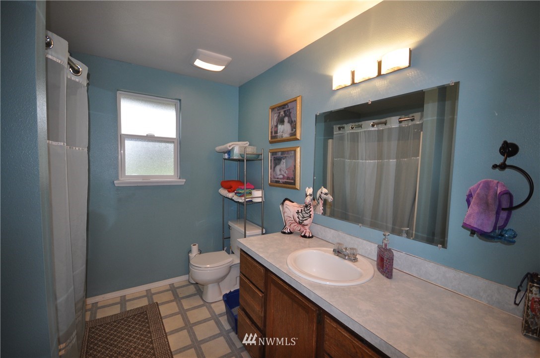 4397 Southeast Horstman Road Port Orchard, WA 98366 - Photo 8 of 21 Gallery Image 8