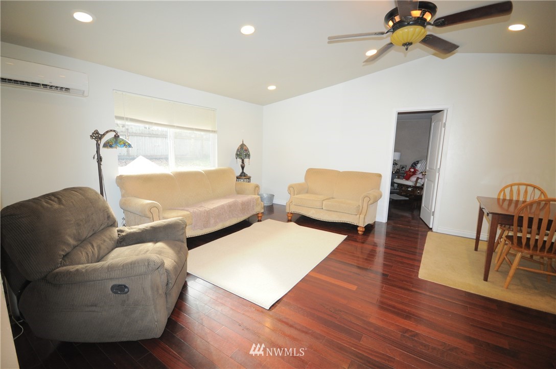4397 Southeast Horstman Road Port Orchard, WA 98366 - Photo 9 of 21 Gallery Image 9