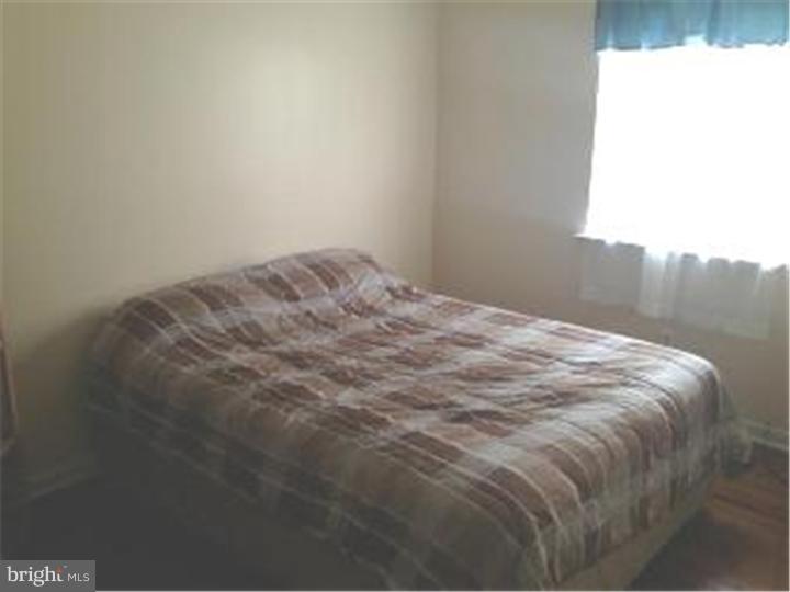 833 West Bells Mill Road Philadelphia, PA 19128 - Photo 18 of 22 Bedroom