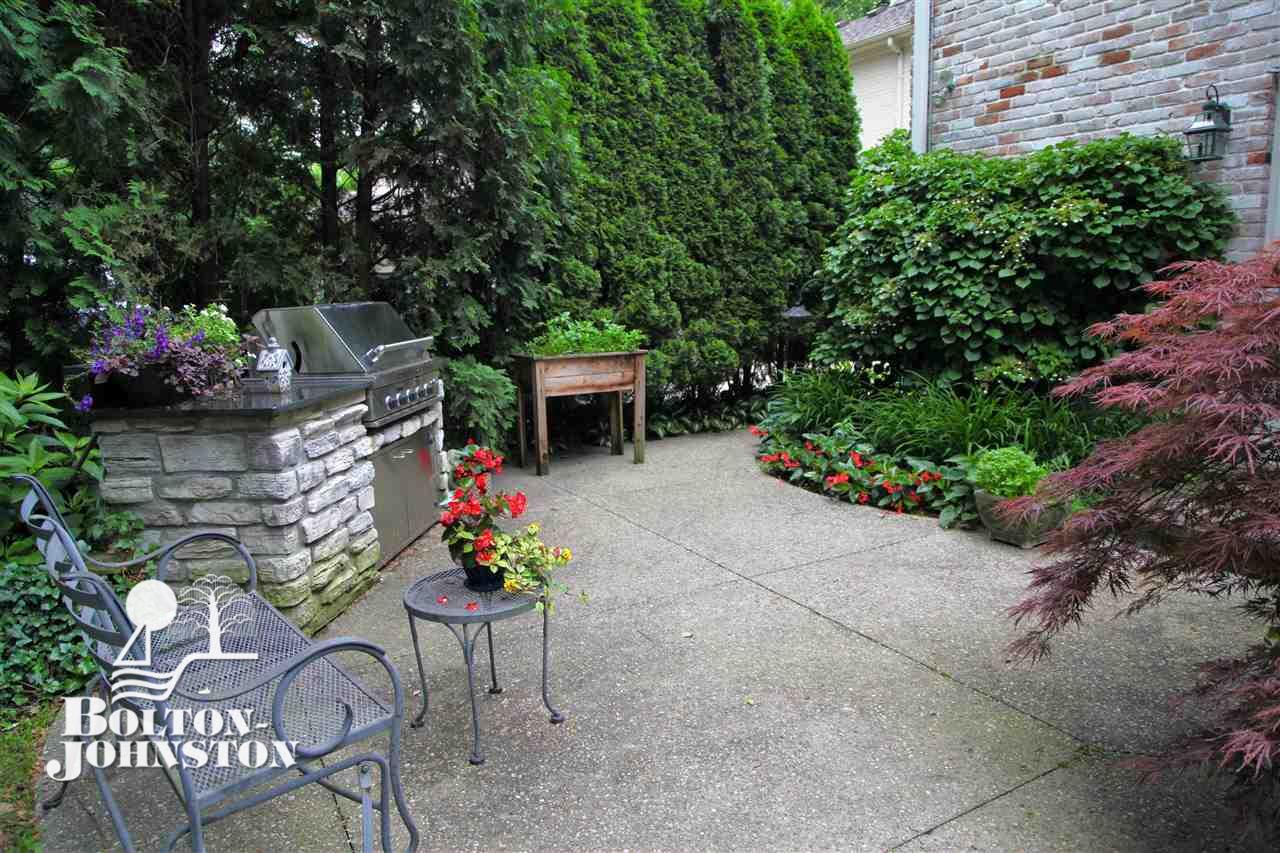831 South Oxford Road Grosse Pointe Woods, MI 48236 - Photo 12 of 23