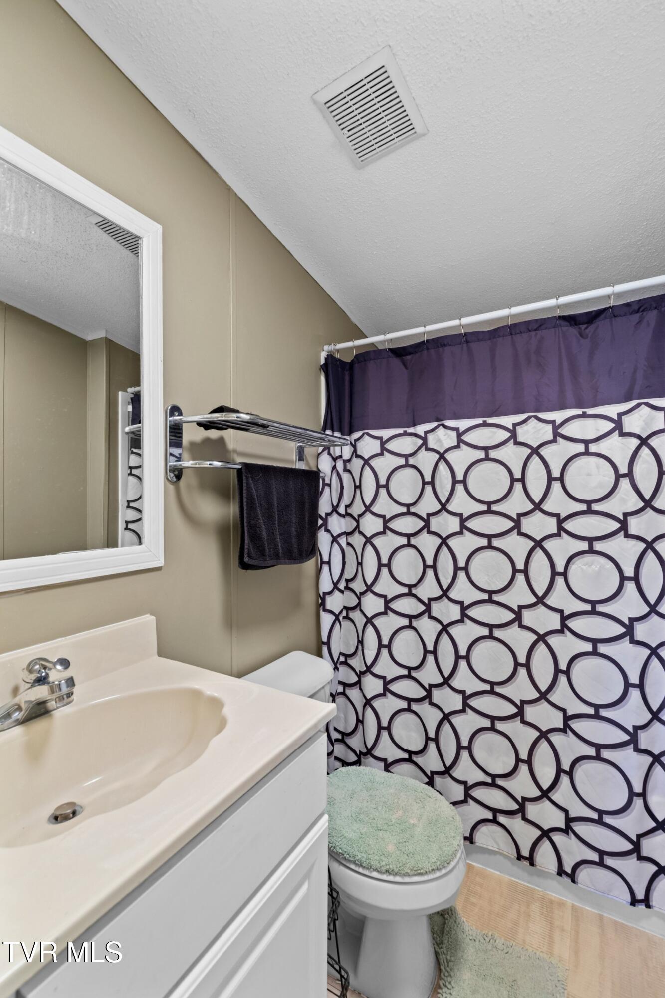 921 Rocky Summit Road Bean Station, TN 37708 - Photo 17 of 34 017-921RockySummitRoad-BeanStation-TN-37