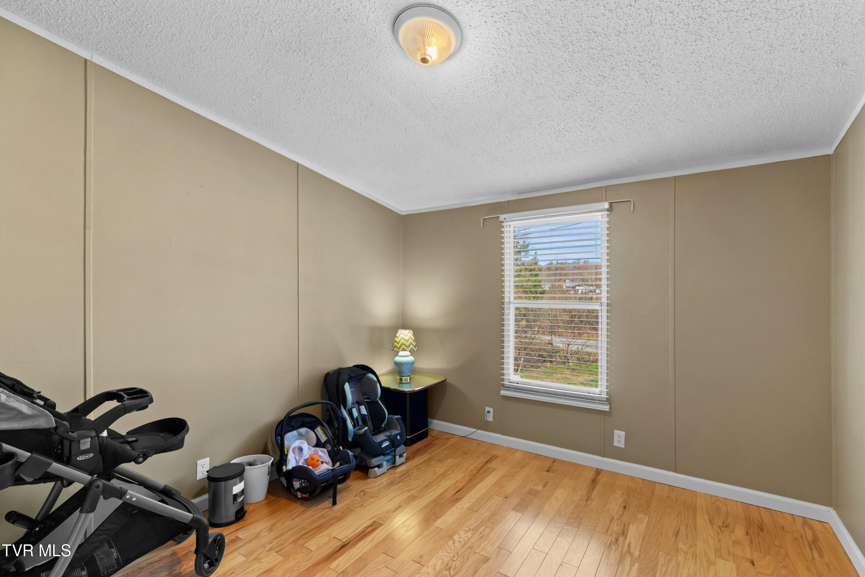 921 Rocky Summit Road Bean Station, TN 37708 - Photo 18 of 34 018-921RockySummitRoad-BeanStation-TN-37