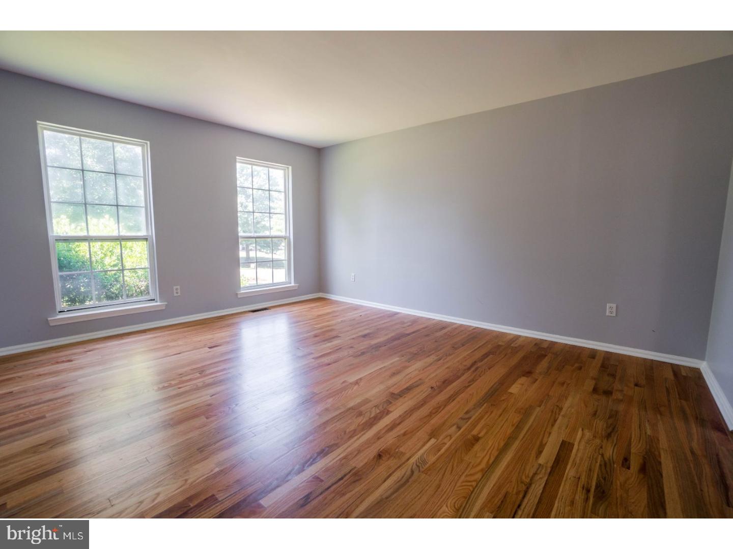 2277 Warner Road Lansdale, PA 19446 - Photo 3 of 25 Living Room