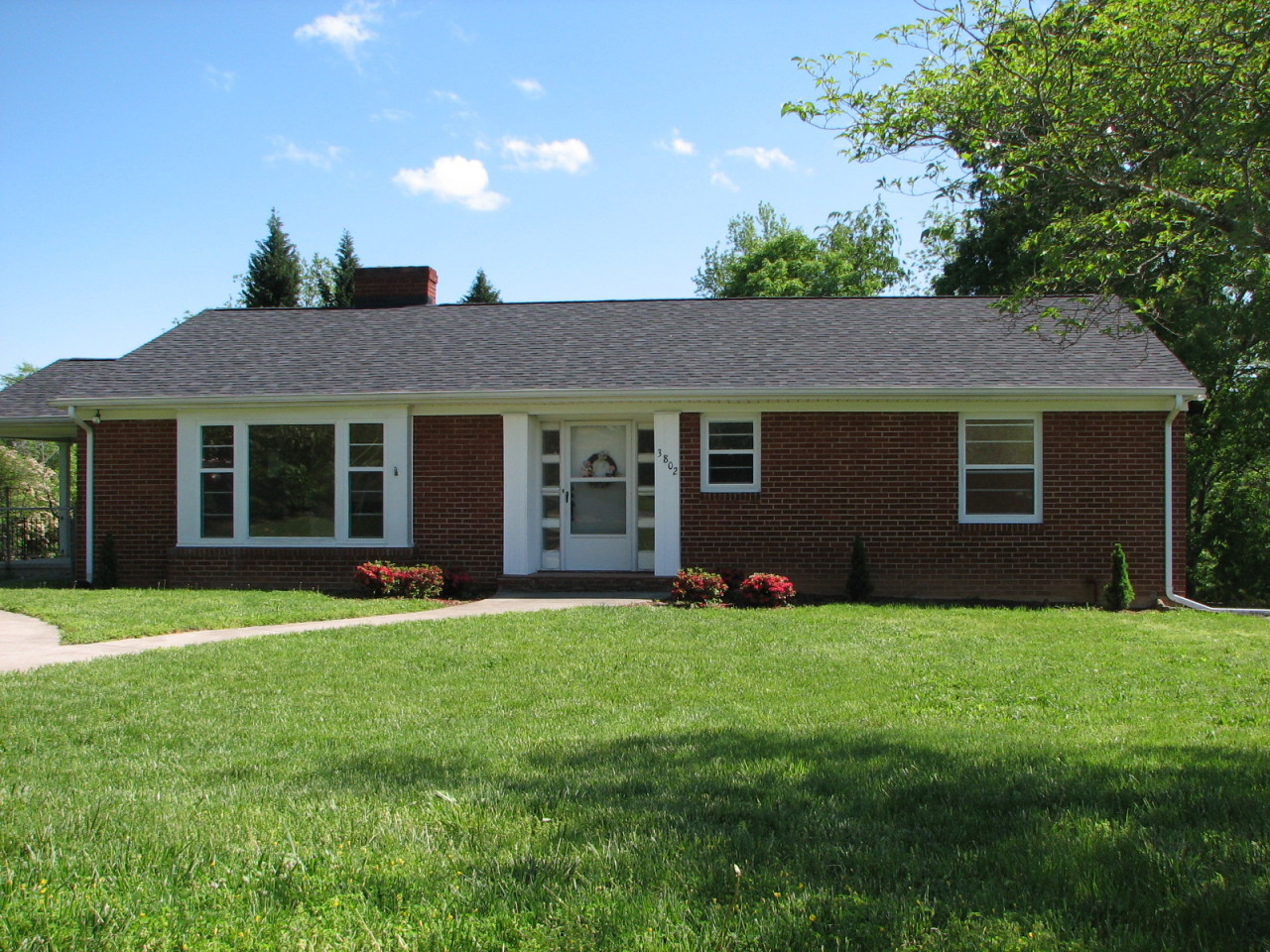 3802 Darlington Road Southwest Roanoke, VA 24018 - Photo 1 of 27 3802 Darlington Rd