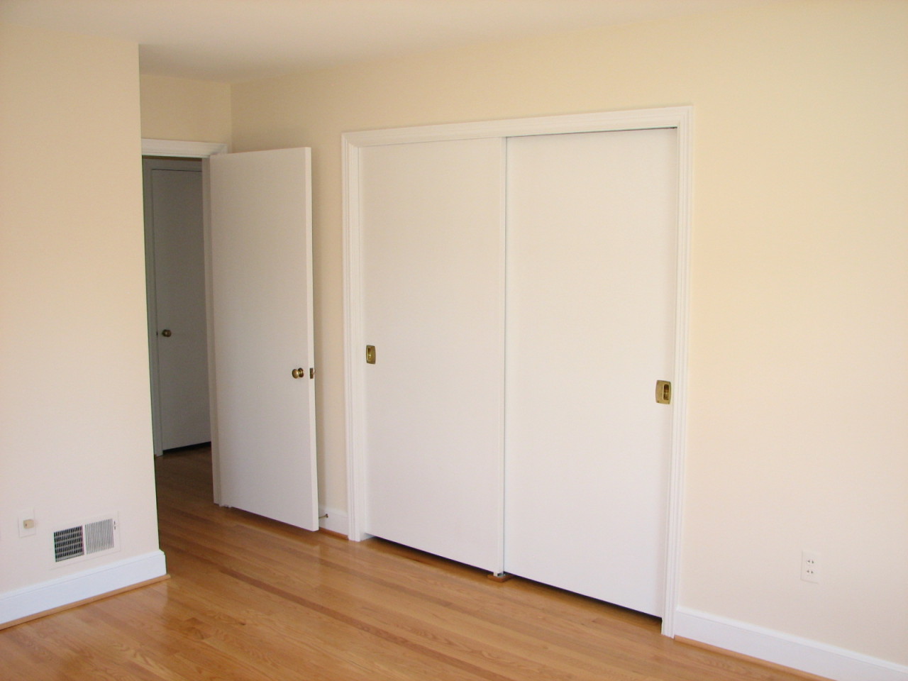 3802 Darlington Road Southwest Roanoke, VA 24018 - Photo 14 of 27 br1a