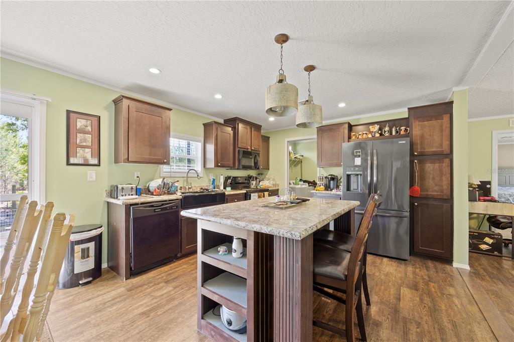 221 Magnolia Road Hawthorne, FL 32640 - Photo 4 of 41