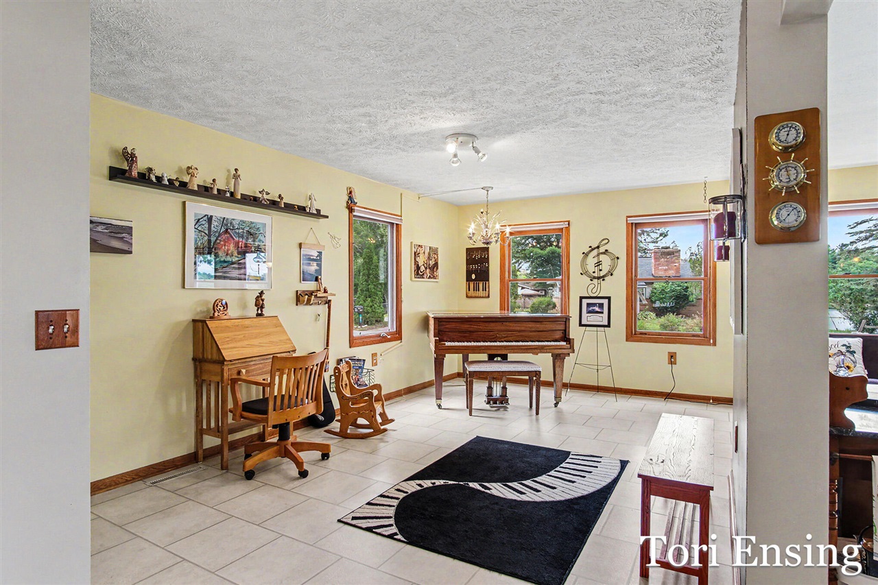13190 16 Mile Road Northeast Gowen, MI 49326 - Photo 16 of 45